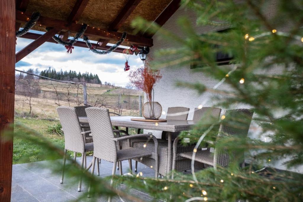 Holiday House On The Riverside Ogulin Exteriör bild