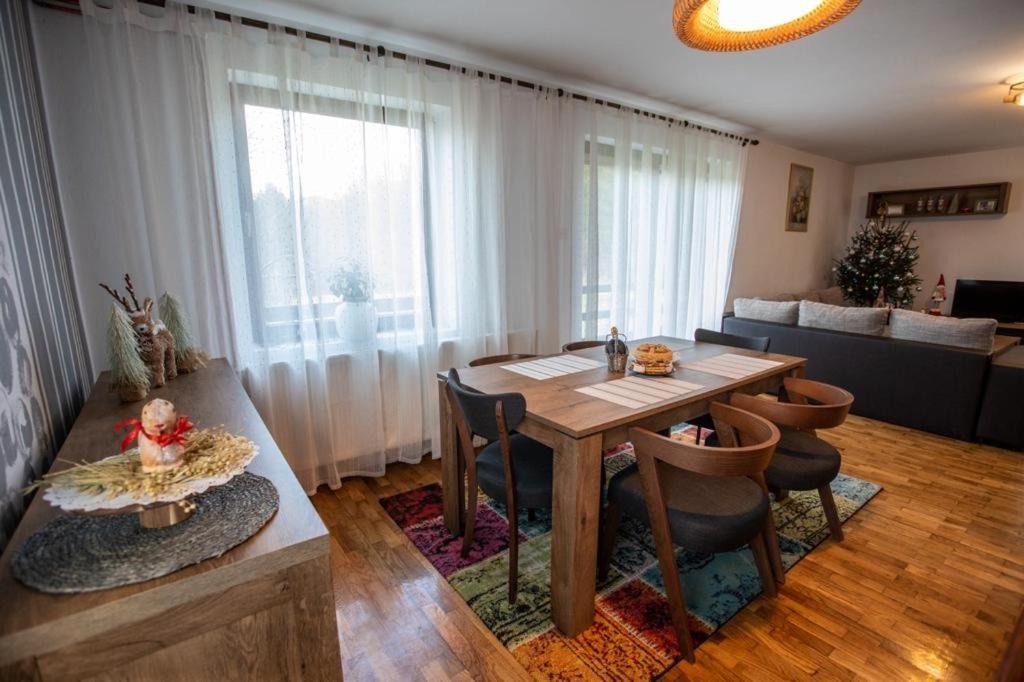 Holiday House On The Riverside Ogulin Exteriör bild